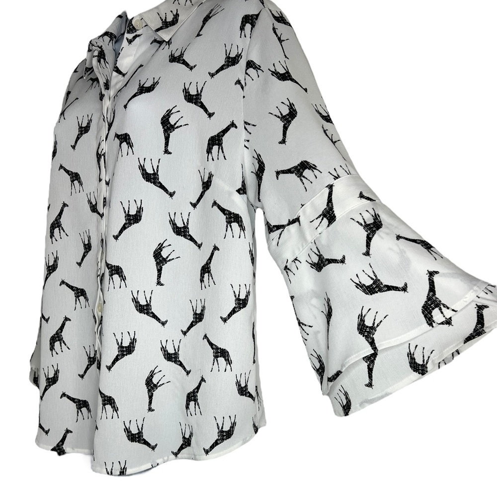 Chico's | Giraffe Print Blouse | Petite - Picture 4 of 6
